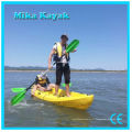 Canoë en plastique à 3 personnes assis en haut Vente de bateau de pêche au kayak